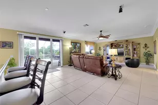 1020 Lavender Cir, Weston, FL 33327 - Photo 12