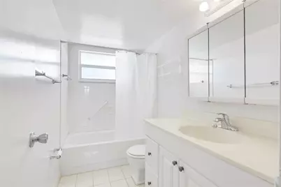 2555 NE 11th Street #804, Fort Lauderdale, FL 33304 - Photo 10