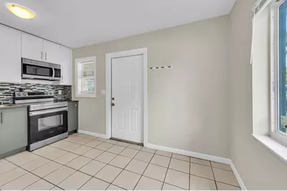 728 20th Street, West Palm Beach, FL 33407 - Photo 2