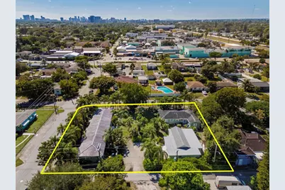 302 SW 15th Street, Dania Beach, FL 33004 - Photo 2