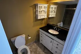 11930 N Bayshore Dr, North Miami, FL 33181 - Photo 8