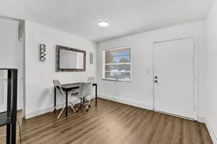 4770 NW 10th Ct, Plantation, FL 33313 - Photo 6