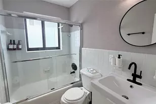 433 NW 15th Way, Fort Lauderdale, FL 33311 - Photo 36