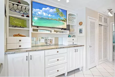 701 S Riverside Drive #107, Pompano Beach, FL 33062 - Photo 8