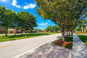 3663 SE 2nd Dr, Homestead, FL 33033 - Photo 4