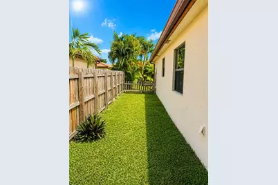 3663 SE 2nd Drive, Homestead, FL 33033 - Photo 28