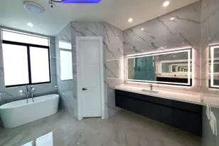 11000 SW 30th Ct, Davie, FL 33328 - Photo 18