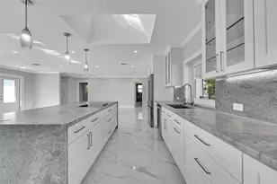 1190 Dolphin Rd, Singer Island, FL 33404 - Photo 16