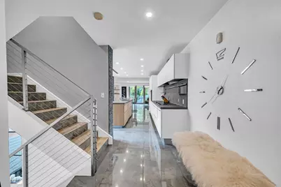 1511 NE 4th Place, Fort Lauderdale, FL 33301 - Photo 12