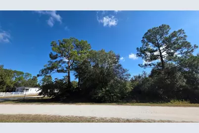 685 N Willow Street, Clewiston, FL 33440 - Photo 2