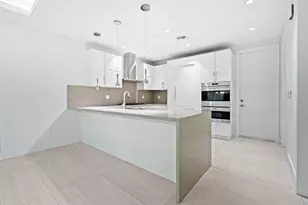 240 Shore Ct, Fort Lauderdale, FL 33308 - Photo 10