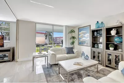 9720 S Hollybrook Lake Drive #204, Pembroke Pines, FL 33025 - Photo 4