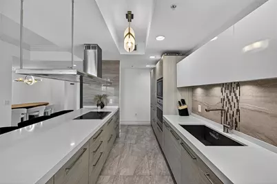 17301 Biscayne Boulevard #506, Aventura, FL 33160 - Photo 10