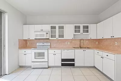 8520 NW 139th Terrace #1602, Miami Lakes, FL 33016 - Photo 32