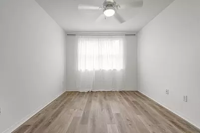 8520 NW 139th Terrace #1602, Miami Lakes, FL 33016 - Photo 14