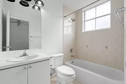 8520 NW 139th Terrace #1602, Hialeah, FL 33016 - Photo 6