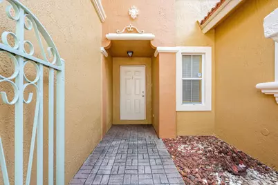 8520 NW 139th Terrace #1602, Miami Lakes, FL 33016 - Photo 8