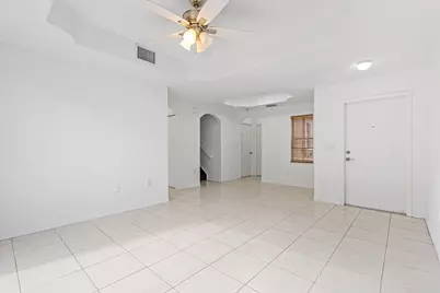 8520 NW 139th Terrace #1602, Miami Lakes, FL 33016 - Photo 24