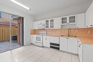 8520 NW 139th Terrace, Miami Lakes, FL 33016 - Photo 28