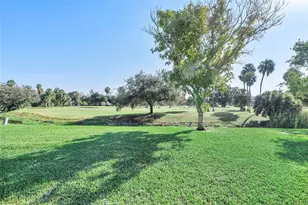 576 W Palm Aire Dr, Pompano Beach, FL 33069 - Photo 2