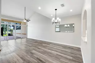 576 W Palm Aire Dr, Pompano Beach, FL 33069 - Photo 18