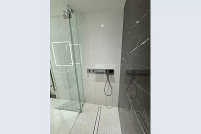 300 Biscayne Blvd Way #2508, Miami, FL 33131 - Photo 26