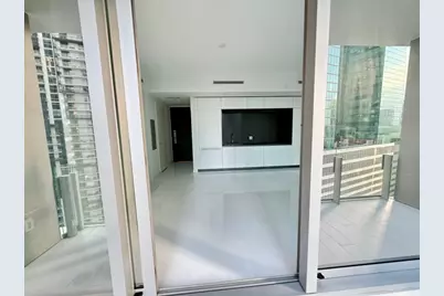 300 Biscayne Blvd Way #2508, Miami, FL 33131 - Photo 32