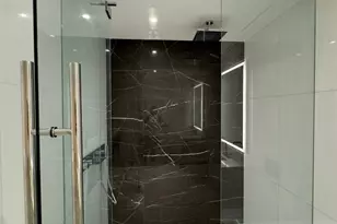 300 Biscayne Blvd Way, Miami, FL 33131 - Photo 26