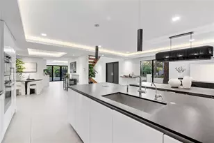 500 NE 14th Ave, Fort Lauderdale, FL 33301 - Photo 2