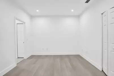 1003 NW 100th Avenue, Hollywood, FL 33024 - Photo 18