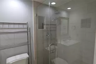 300 Layne Blvd, Hallandale Beach, FL 33009 - Photo 14