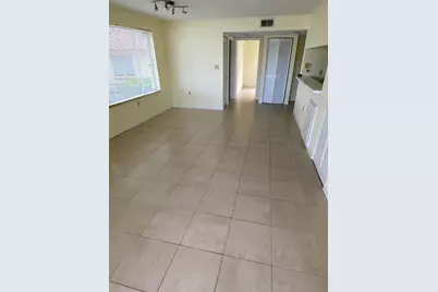 12104 Glenmoor Drive #12104, West Palm Beach, FL 33409 - Photo 6