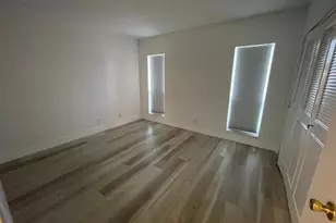 250 NE 20th St, Boca Raton, FL 33431 - Photo 26