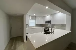 250 NE 20th St, Boca Raton, FL 33431 - Photo 10