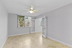 1280 S Alhambra Cir Unit, Coral Gables, FL 33146 - Photo 8