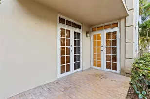 1280 S Alhambra Cir Unit, Coral Gables, FL 33146 - Photo 6