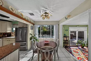 40 SW 9th Ct, Pompano Beach, FL 33060 - Photo 6