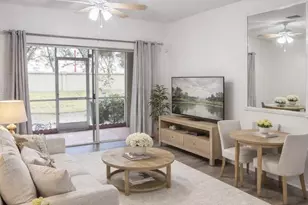 12113 SW 2nd St, Pembroke Pines, FL 33025 - Photo 2