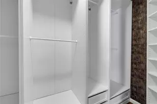 8464 Lagos De Campo Blvd, Tamarac, FL 33321 - Photo 14