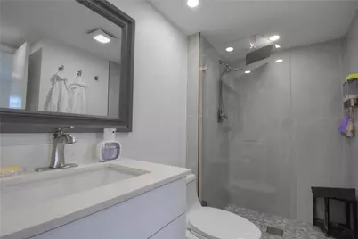 20301 W Country Club Drive #930, Aventura, FL 33180 - Photo 38