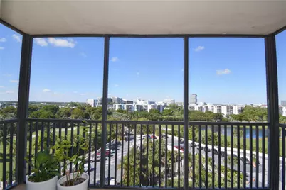 20301 W Country Club Drive #930, Aventura, FL 33180 - Photo 18