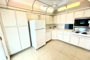 1175 NE Miami Gardens Dr, Miami, FL 33179 - Photo 6