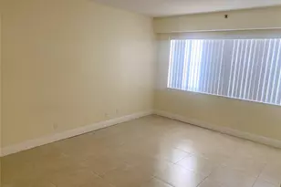 3510 Oaks Way, Pompano Beach, FL 33069 - Photo 10