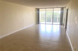 3510 Oaks Way, Pompano Beach, FL 33069 - Photo 6