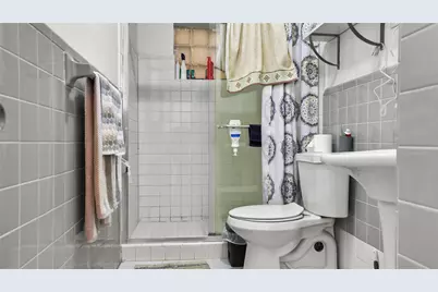 3446 NW 17 Street, Miami, FL 33125 - Photo 8