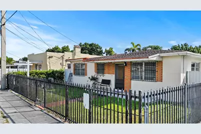 3446 NW 17 Street, Miami, FL 33125 - Photo 2