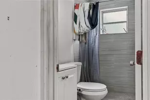 3446 NW 17th St, Miami, FL 33125 - Photo 20