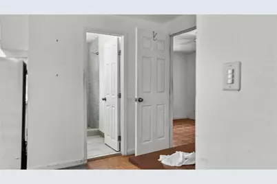 3446 NW 17 Street, Miami, FL 33125 - Photo 16