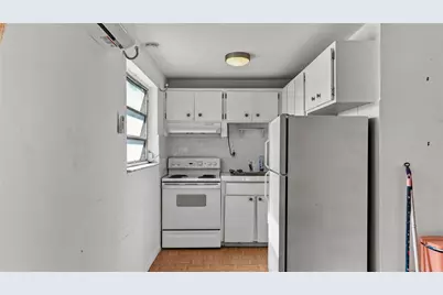 3446 NW 17 Street, Miami, FL 33125 - Photo 22