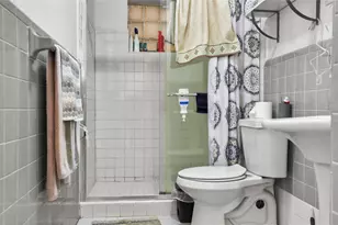 3446 NW 17th St, Miami, FL 33125 - Photo 8